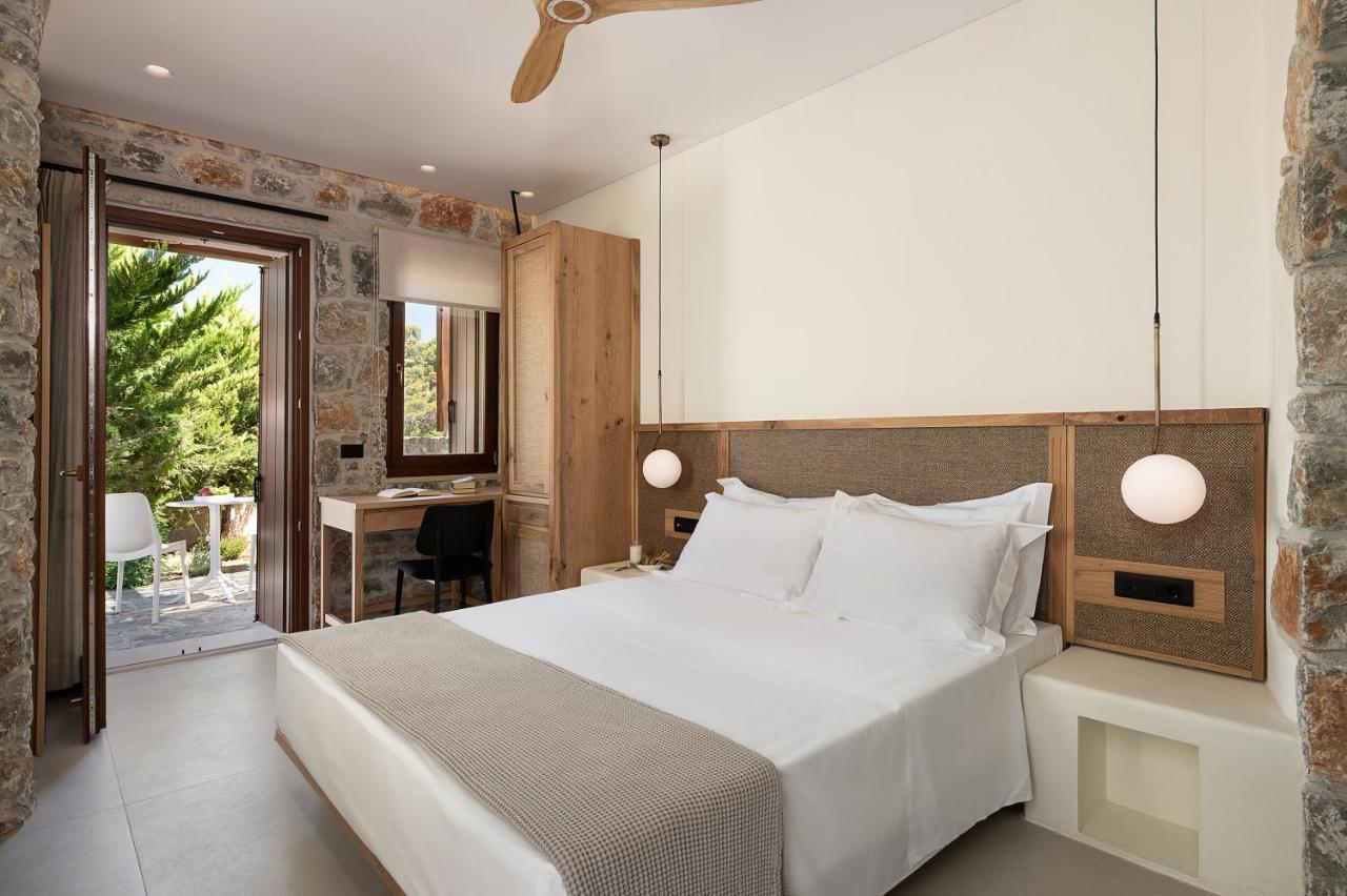 The Authentic Village Boutique Hotel Chora Sfakion Extérieur photo